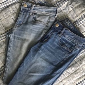 2 Pair American Eagle Skinny Jeans
